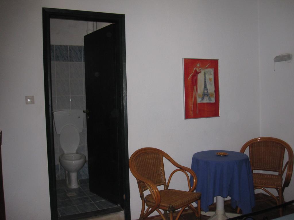 Gorgona Apartment Milina Exterior photo