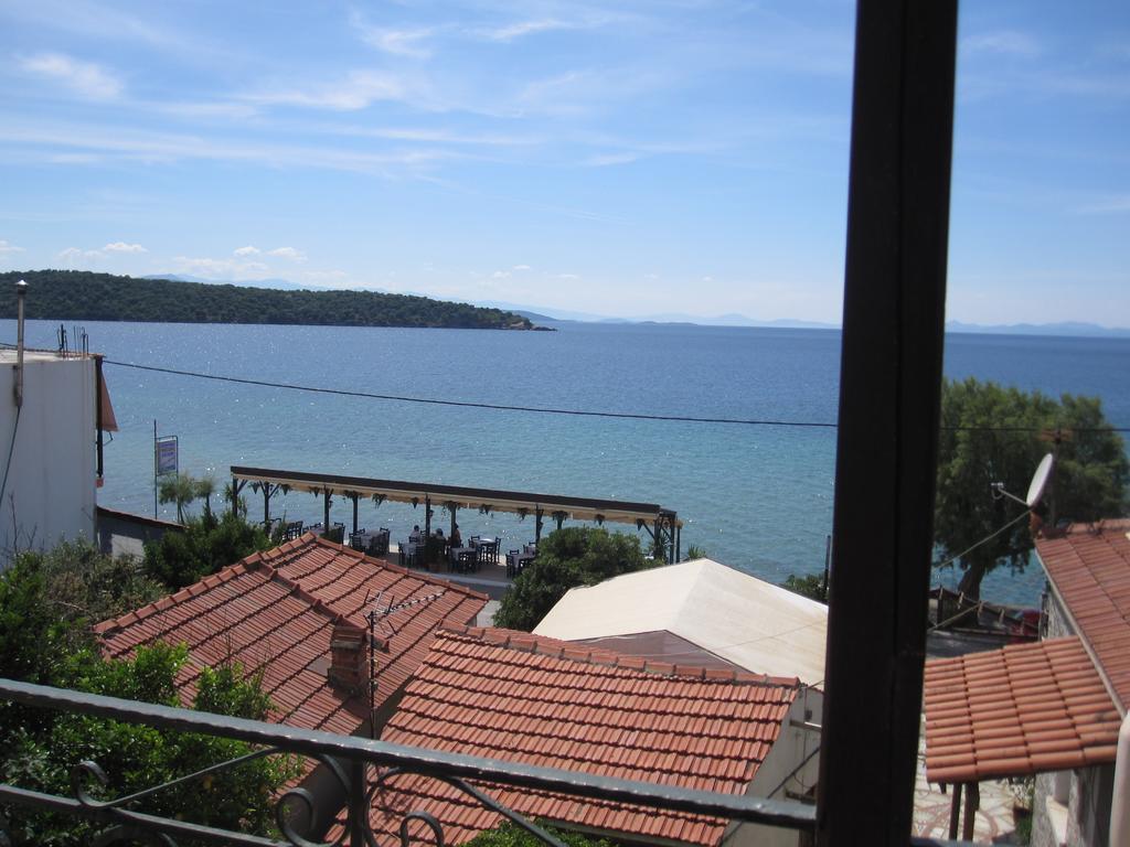 Gorgona Apartment Milina Exterior photo